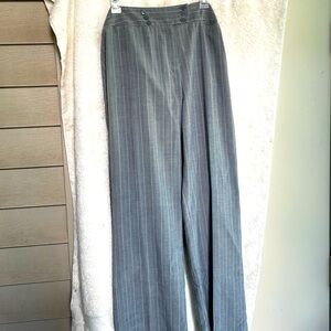 Larry Levine size 12 Gray striped pants